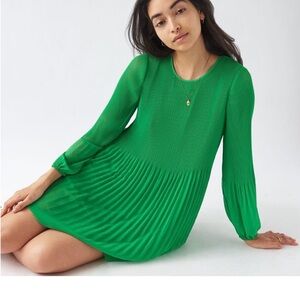 Wilfred by Aritzia Daydreamer Shamrock Green Pleated mini Dress size small